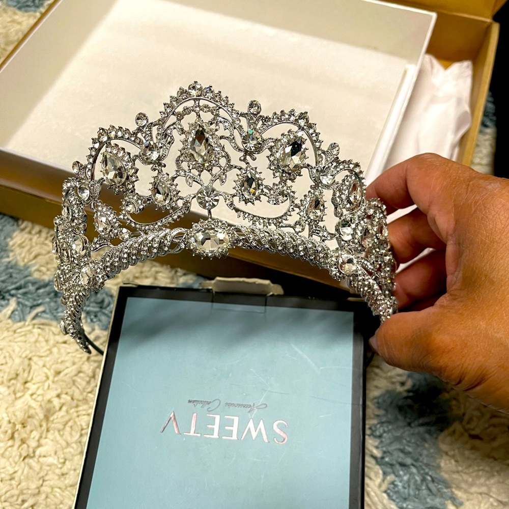 Tiara